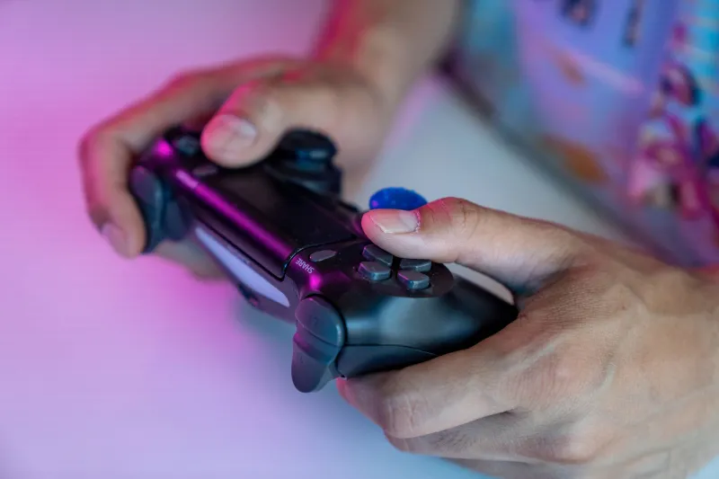 Why Playing the Same Controller Forever Might Be Quietly Capping Your Skill