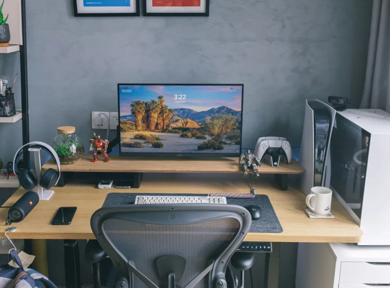 Your Controller Is Fine — Your Desk Is the Problem
