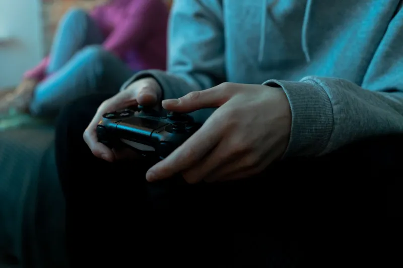 How Competitive Gamers Are Hacking Their Controllers One Grip at a Time